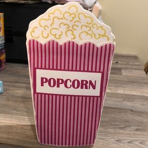 NEW Popcorn purse w/ long crossbody strap